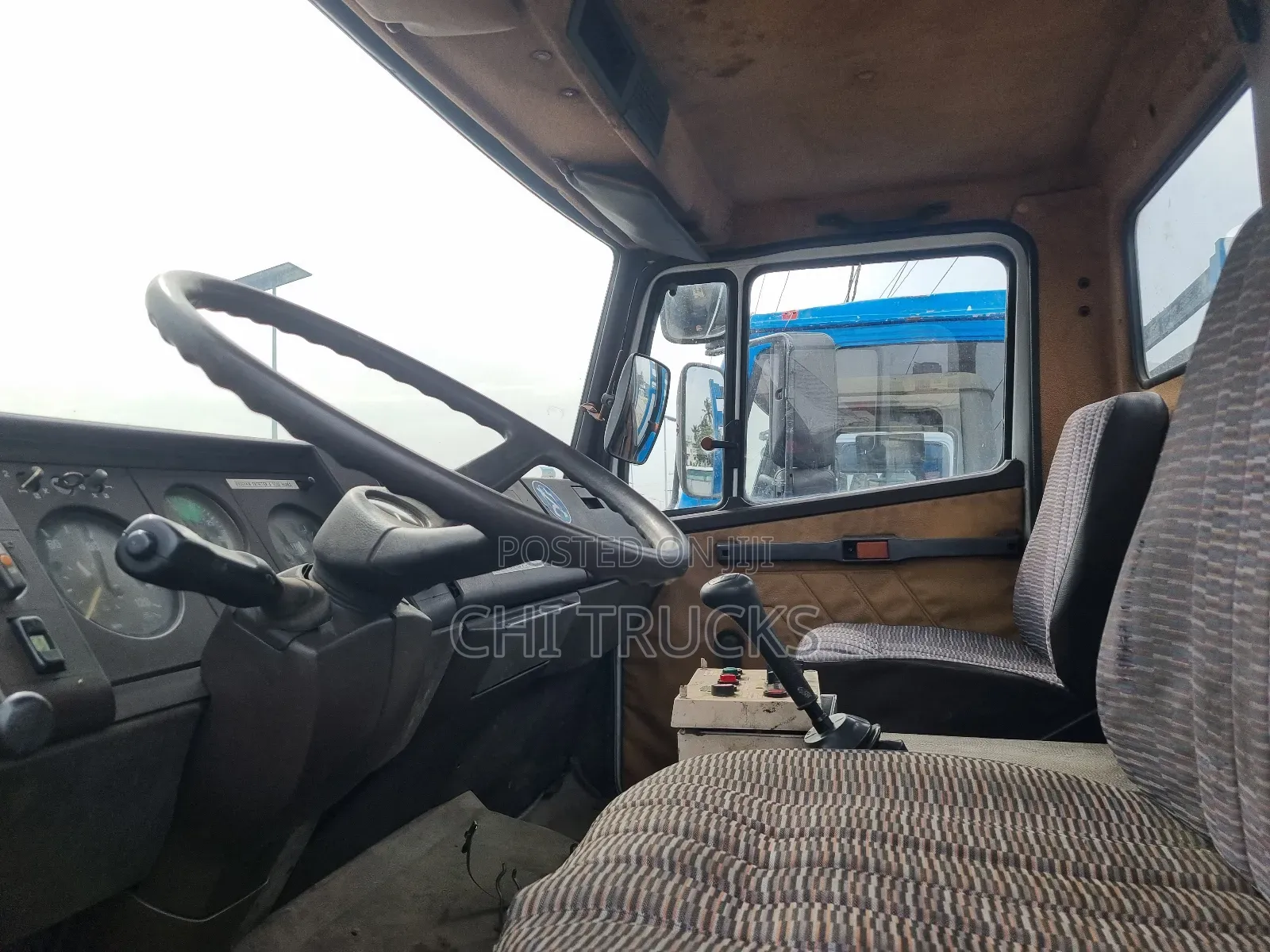 Direct German Mercedes Benz Pickup Truck 10tons Capacity