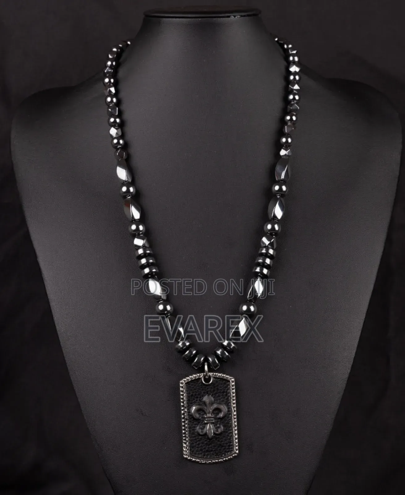 Crystal Black Foreign Bid Necklace