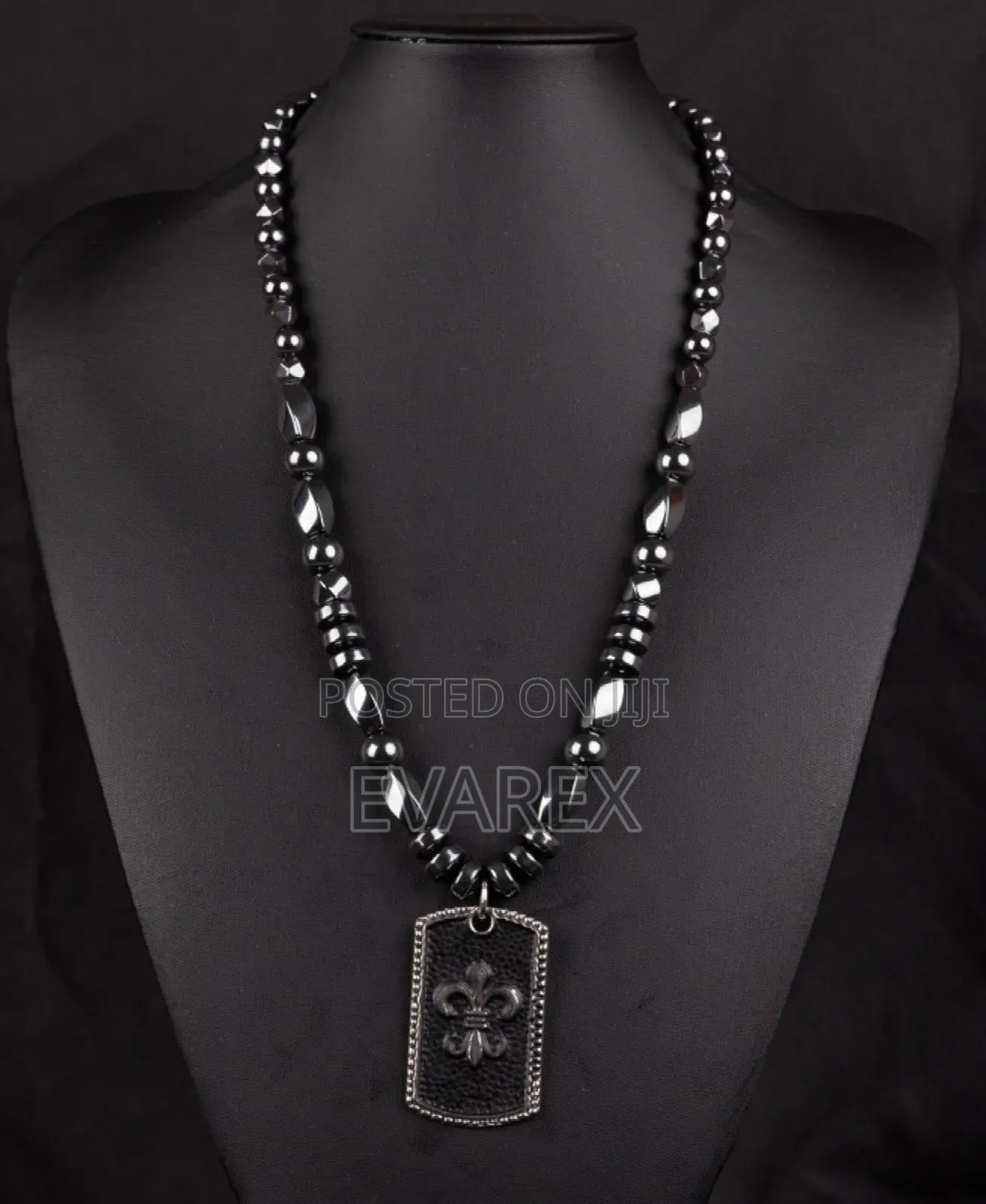 Crystal Black Foreign Bid Necklace