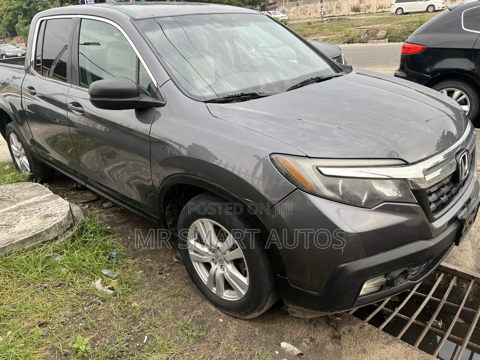 Honda Ridgeline RT AWD Crew Cab 125.2 in. WB 2017 Gray