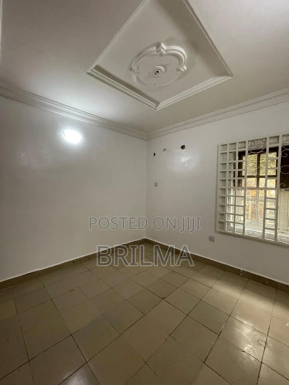 3bdrm Block of Flats in Zone 3 / Wuse for rent