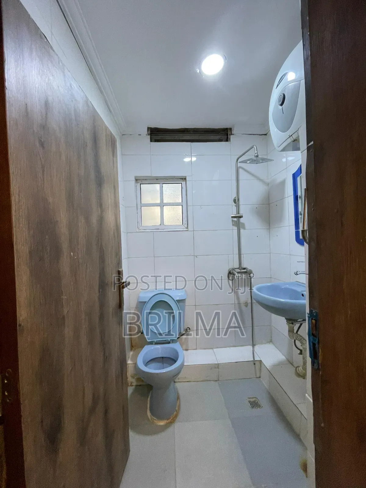 3bdrm Block of Flats in Zone 3 / Wuse for rent