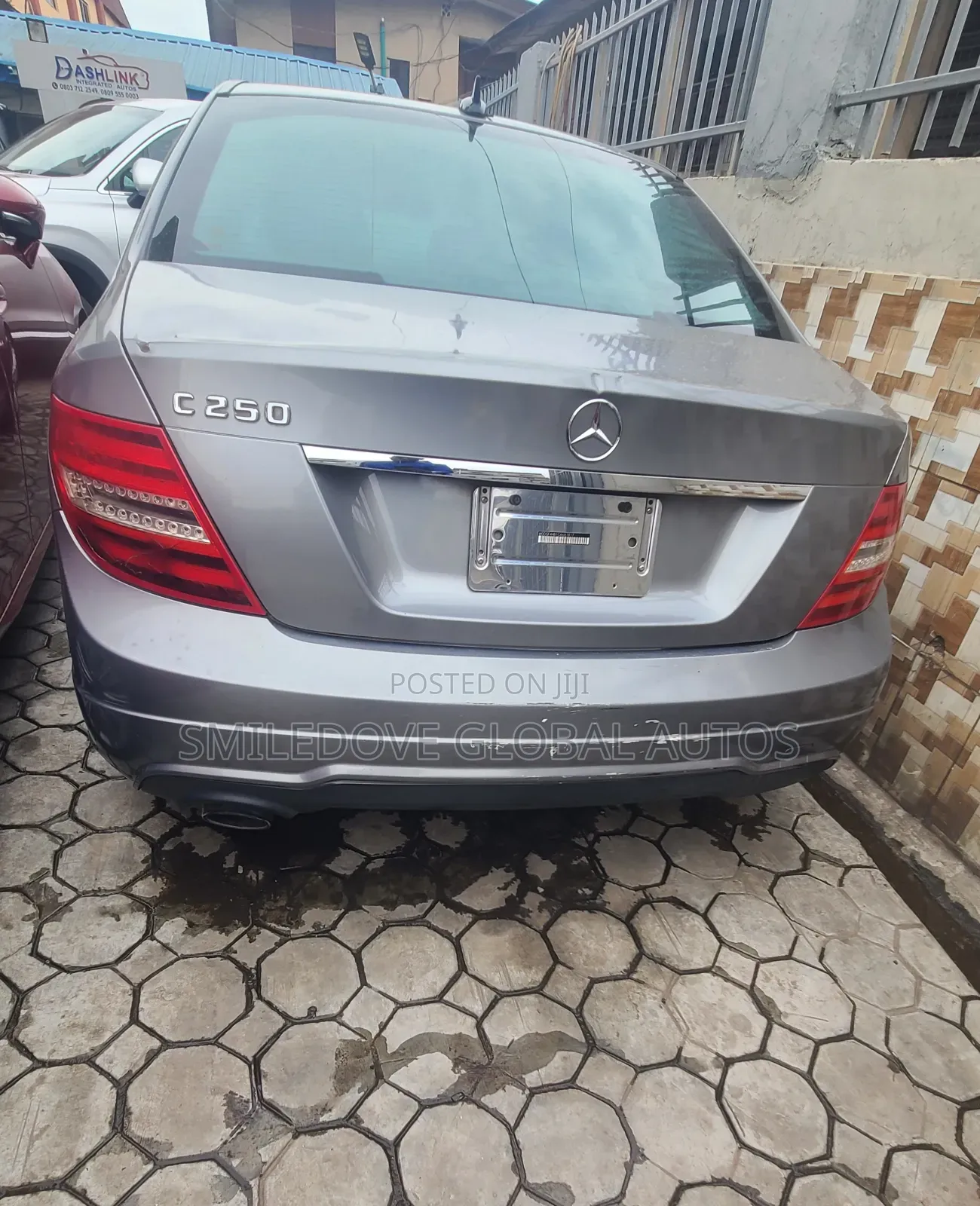 Mercedes-Benz C250 2012 Gray