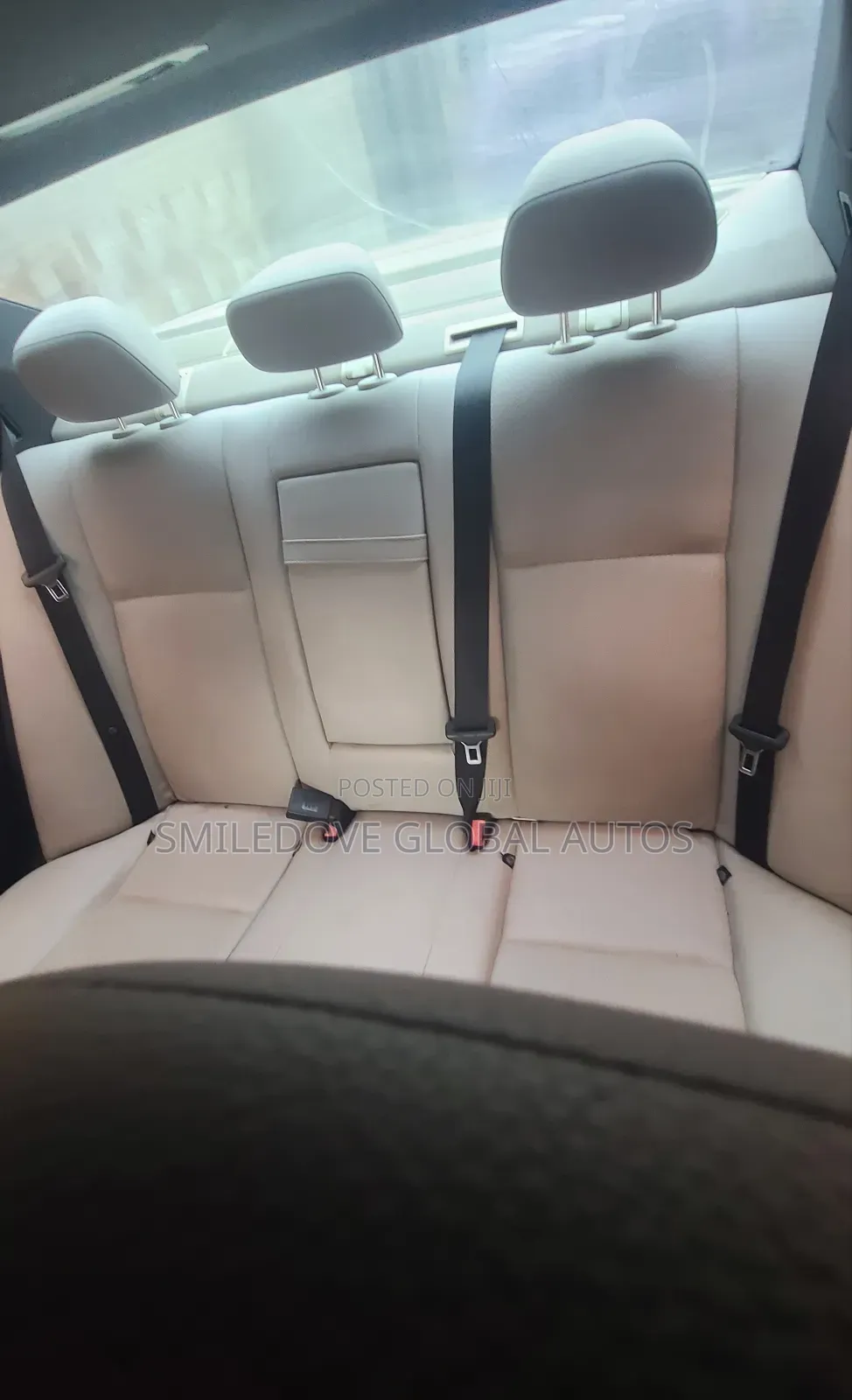 Mercedes-Benz C250 2012 Gray