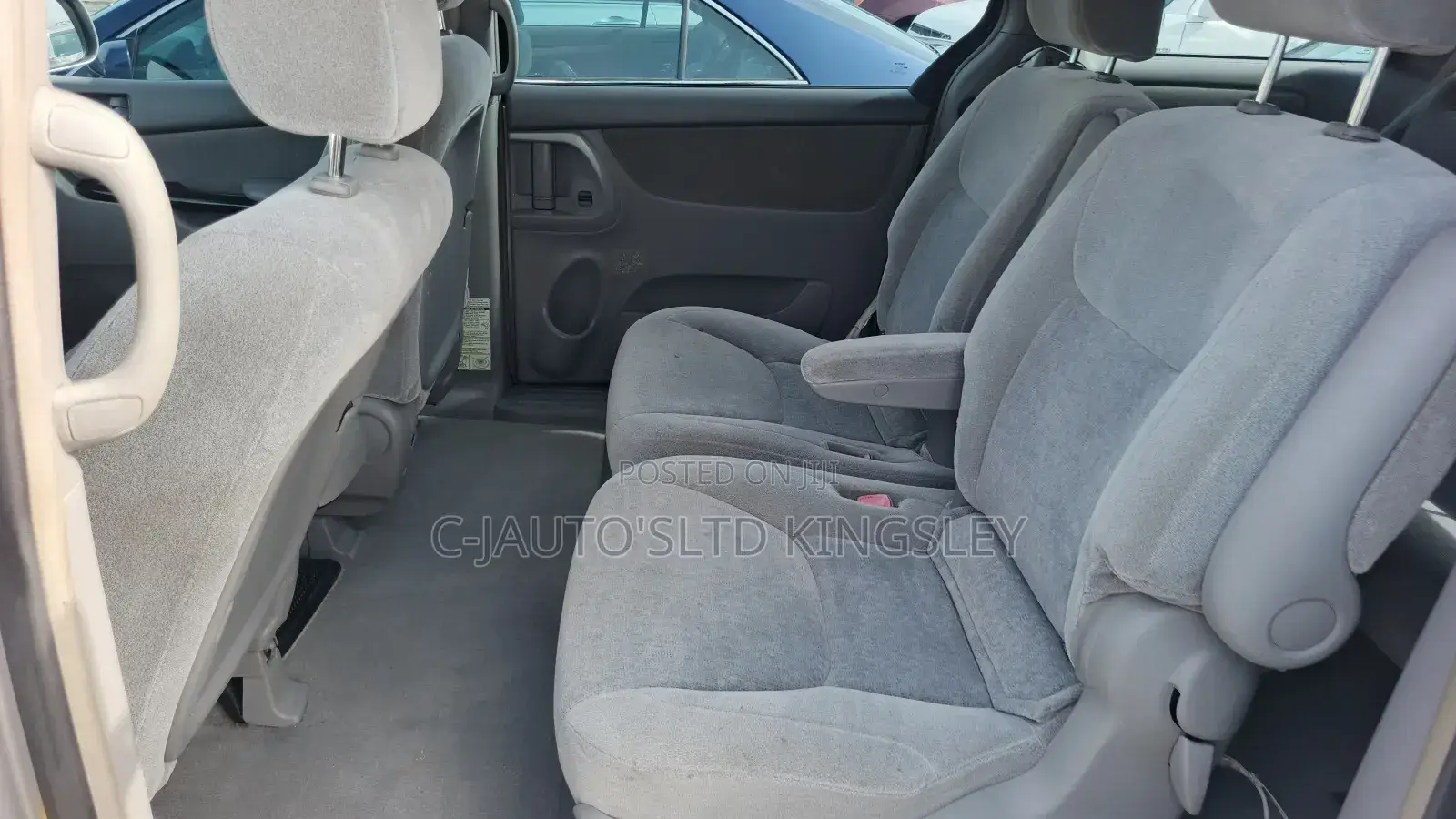 Toyota Sienna CE 2005 Silver