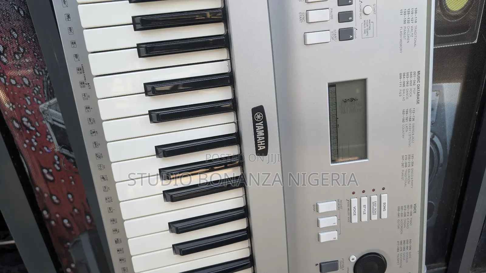 Yamaha Dgx220 Digital Keyboard/Piano