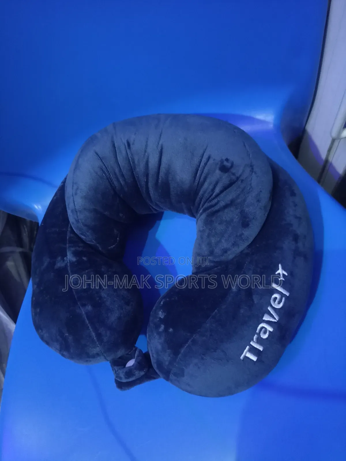 U-Shaped Thick Travel Neck Pillow