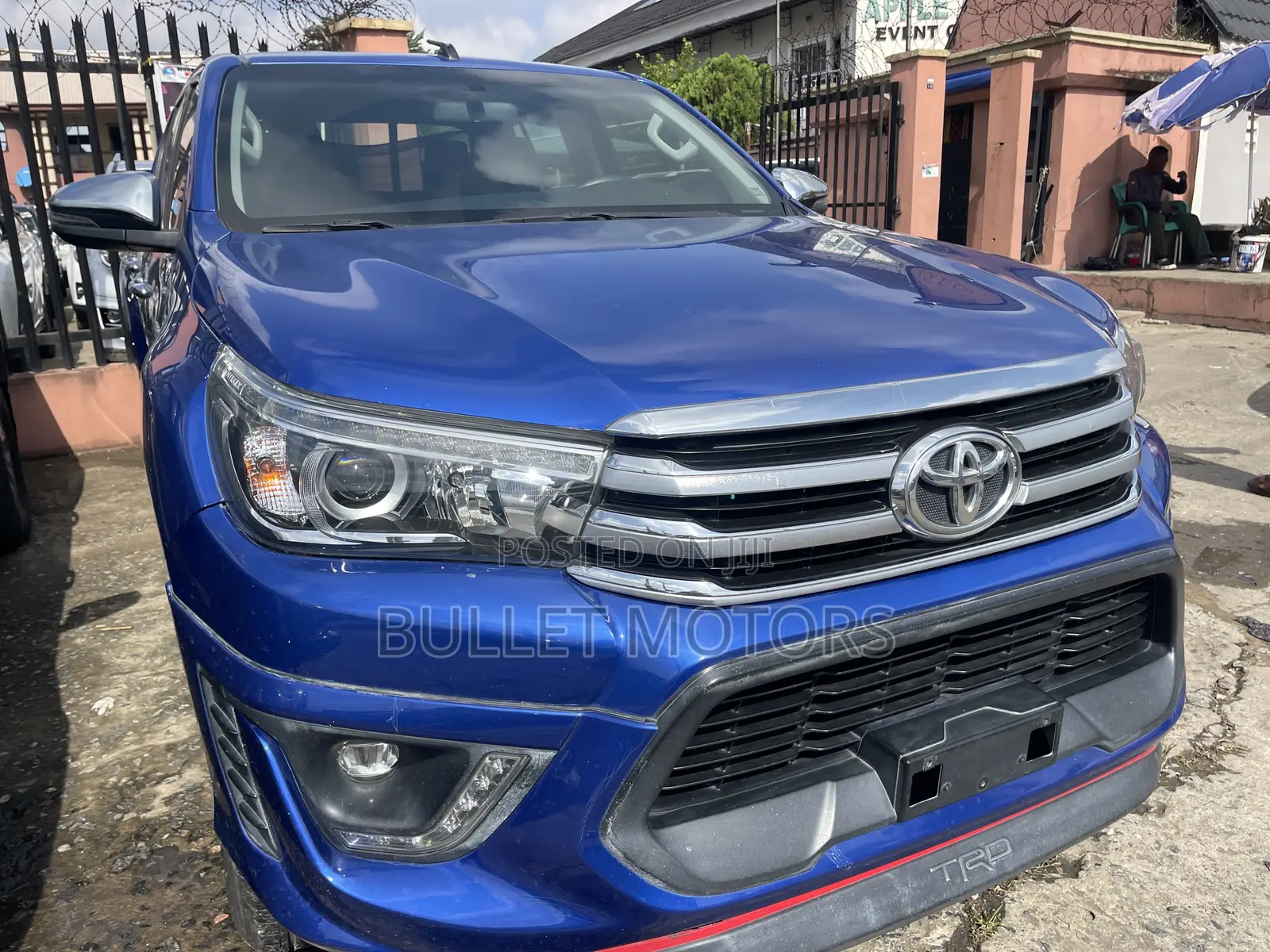 Toyota Hilux Rugged X 4x4 2018 Blue