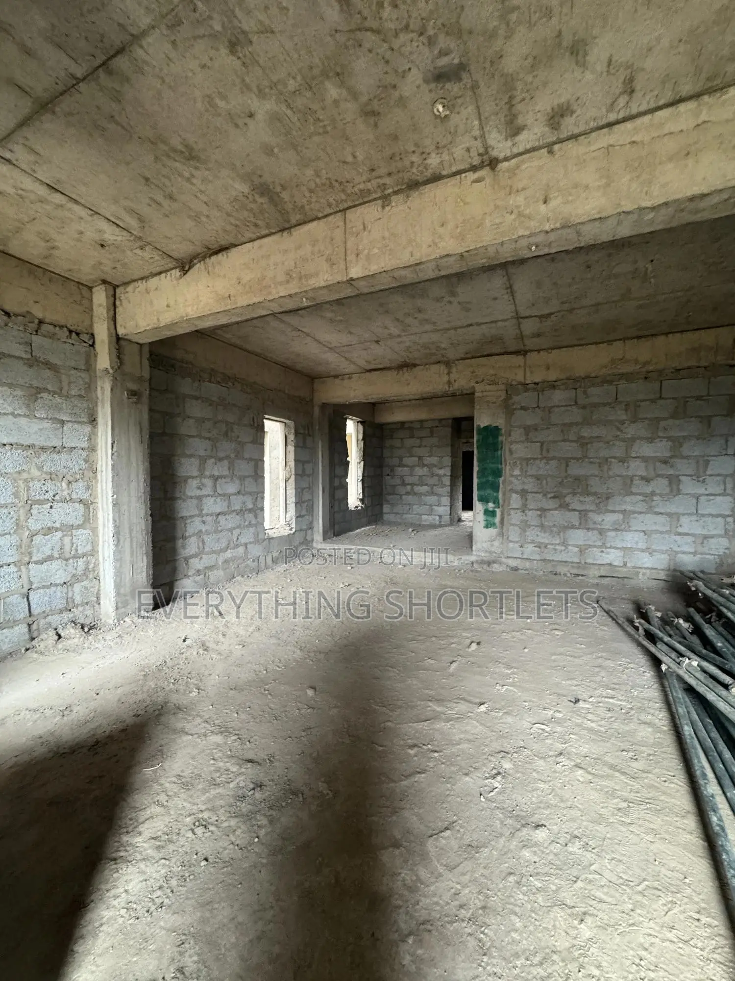 5bdrm Duplex in Kaura for sale