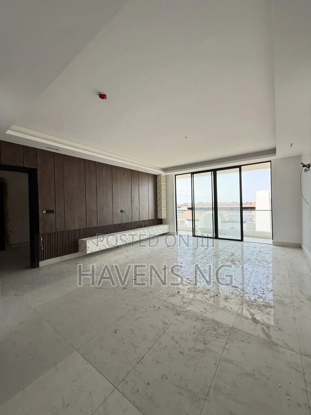 3bdrm Apartment in Ikate for sale