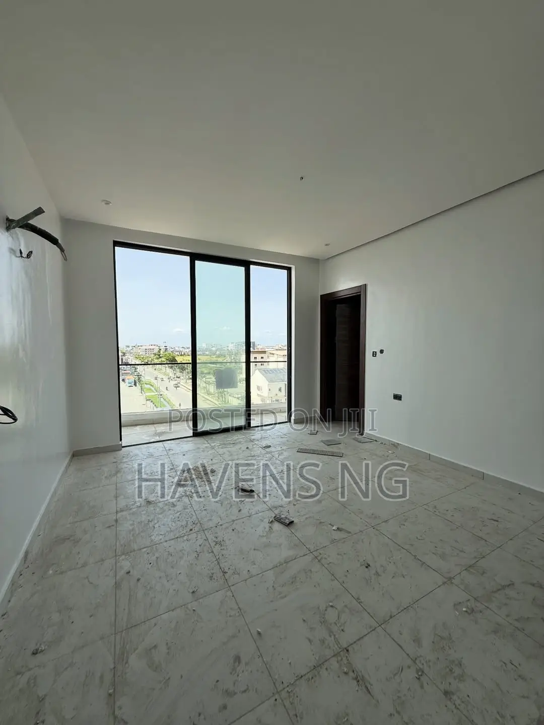 3bdrm Apartment in Ikate for sale