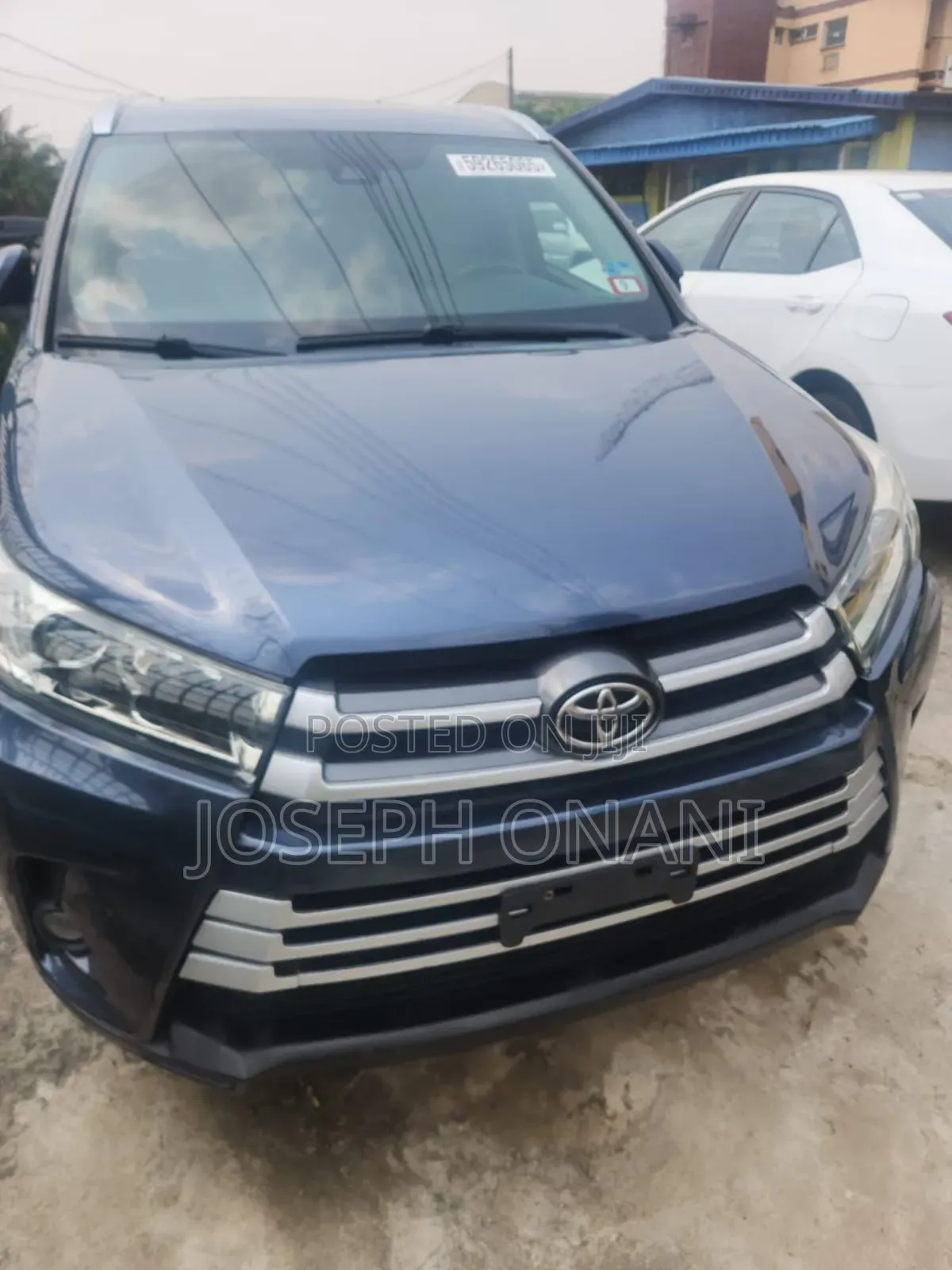 Toyota Highlander XLE 4x4 V6 (3.5L 6cyl 8A) 2017 Blue