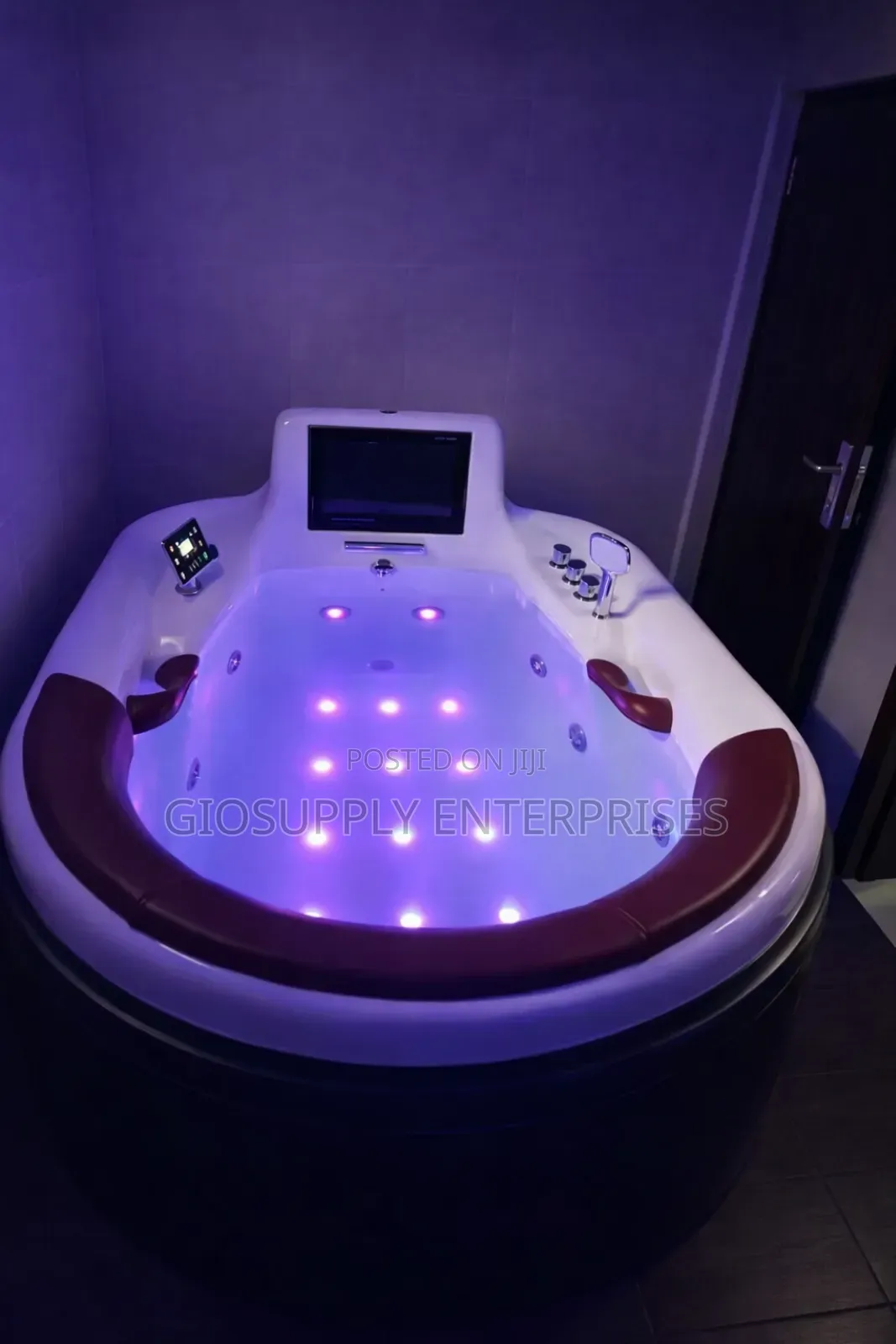 Modern Double Jacuzzi Bathtub With Built-in Led Lights Massage Jets