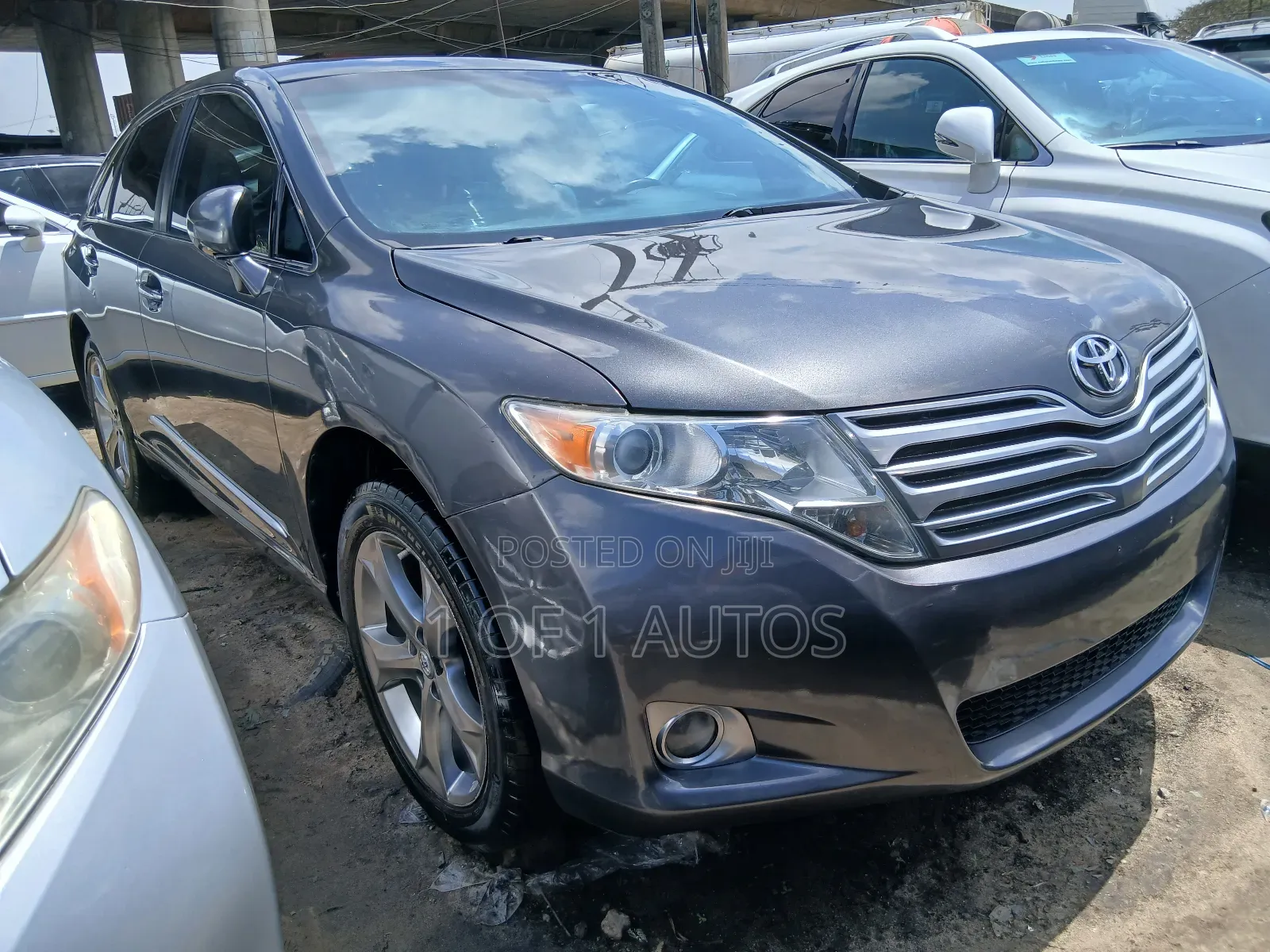 Toyota Venza AWD 2010 Gray