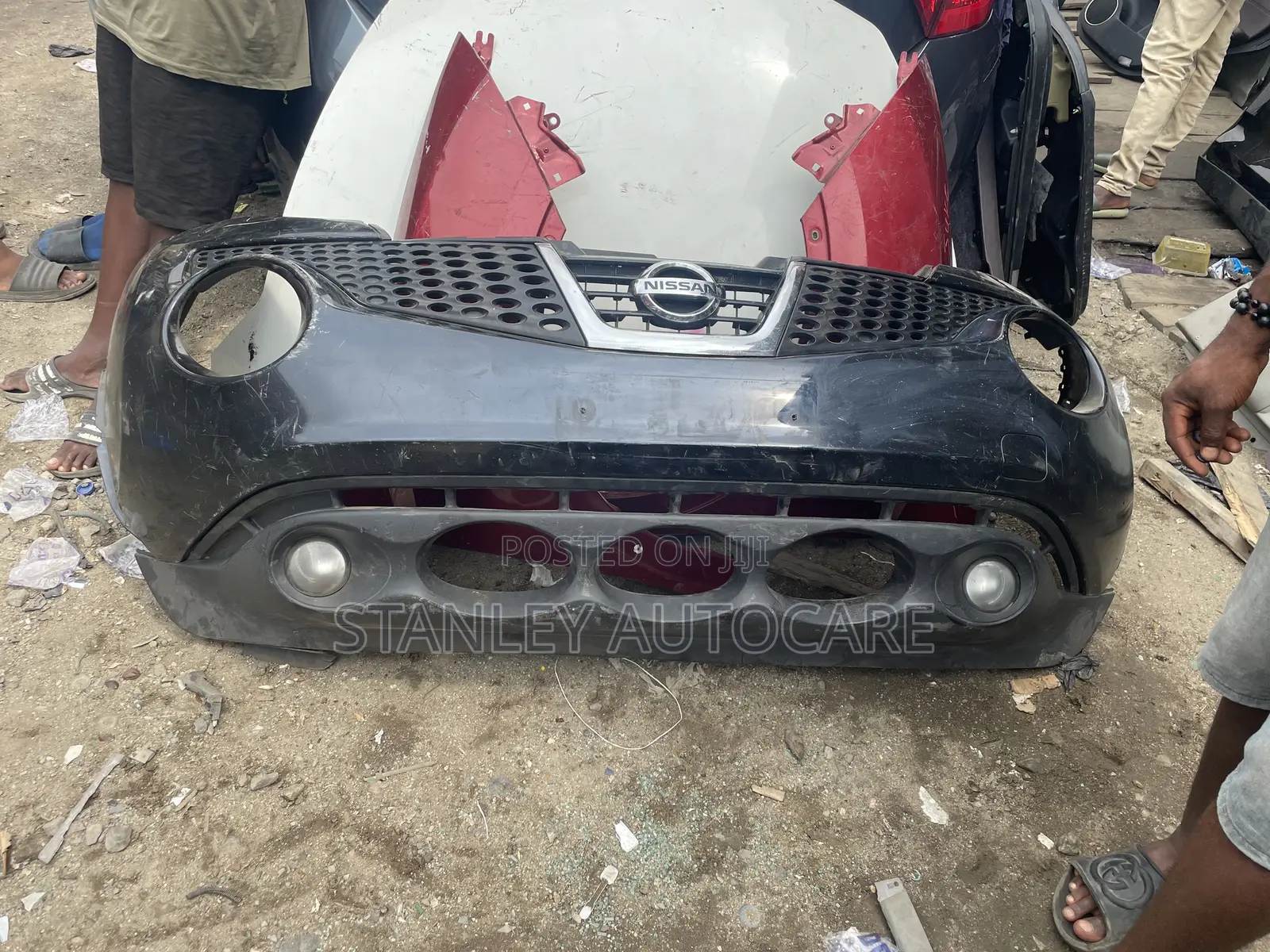Front Bumper Nissan Juke 2012