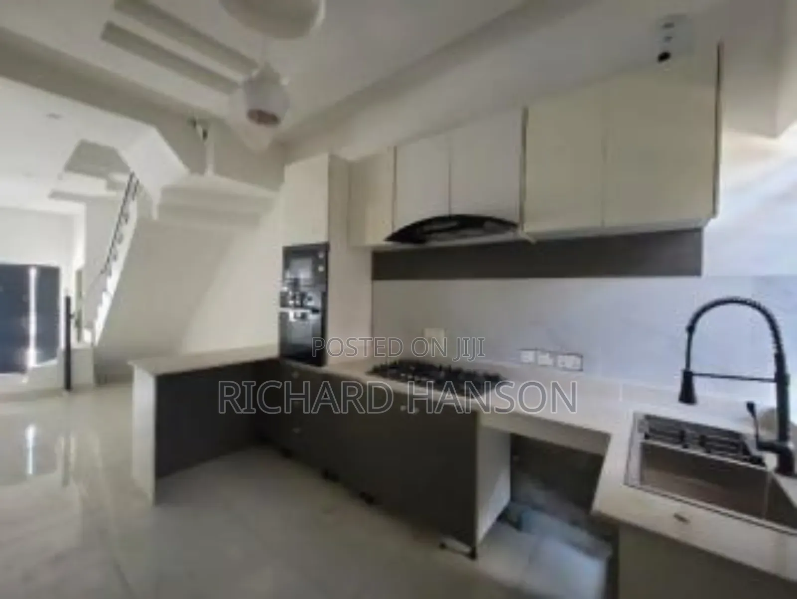 4bdrm Duplex in Lekki Palm, Ado / Ajah for rent