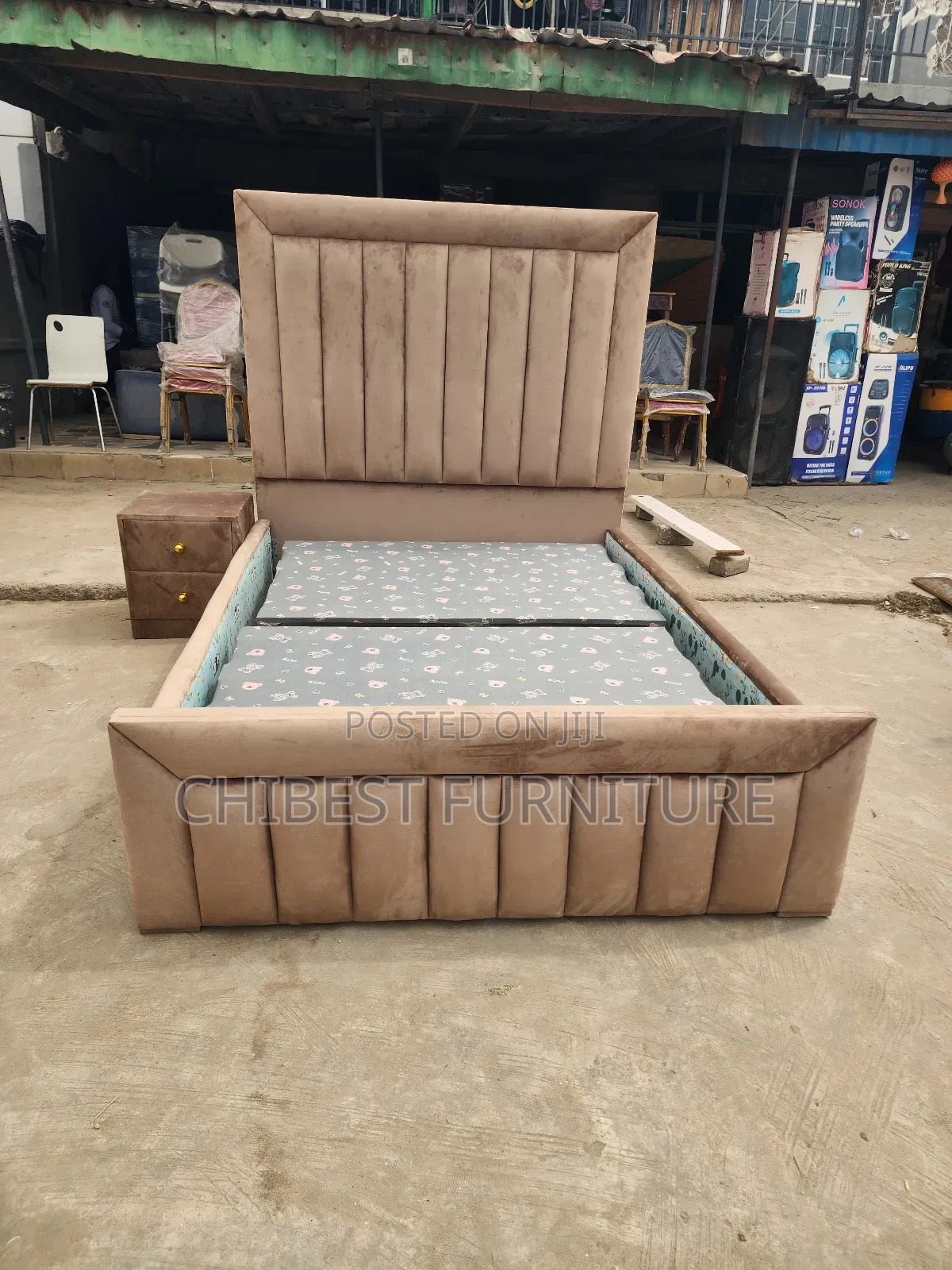 Classic 4.5by6 Set of Bed.