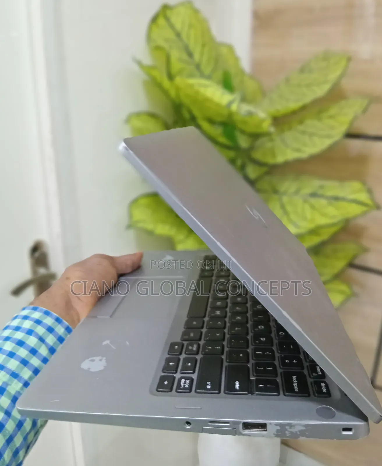 Laptop Dell Latitude 5310 16GB Intel Core i7 SSD 256GB