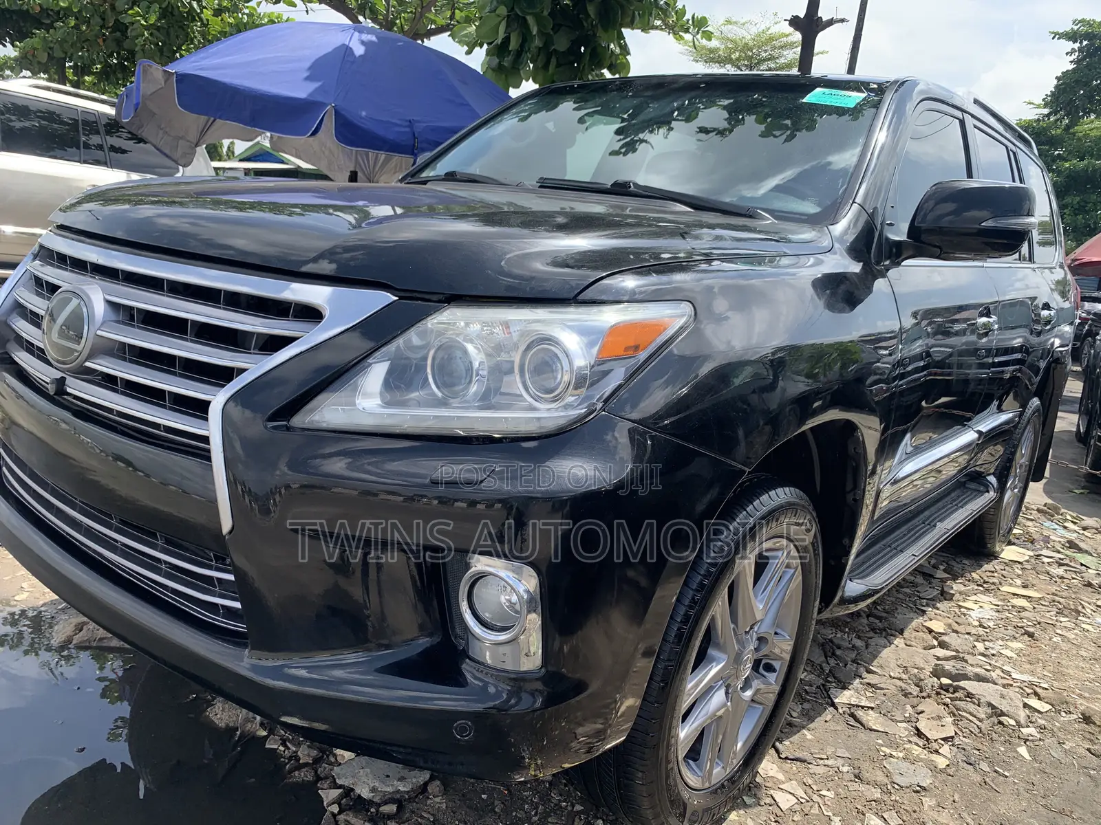 Lexus LX 570 AWD 2016 Black
