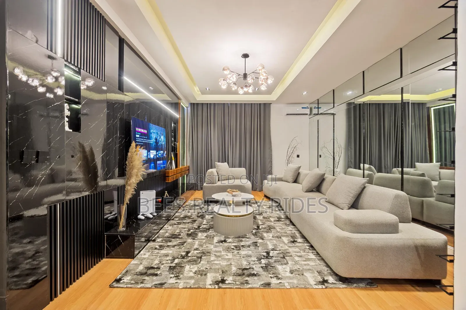 Luxe 2 Bedroom With a Pool, Ps5, Snooker/Tennis, 2 Balconies