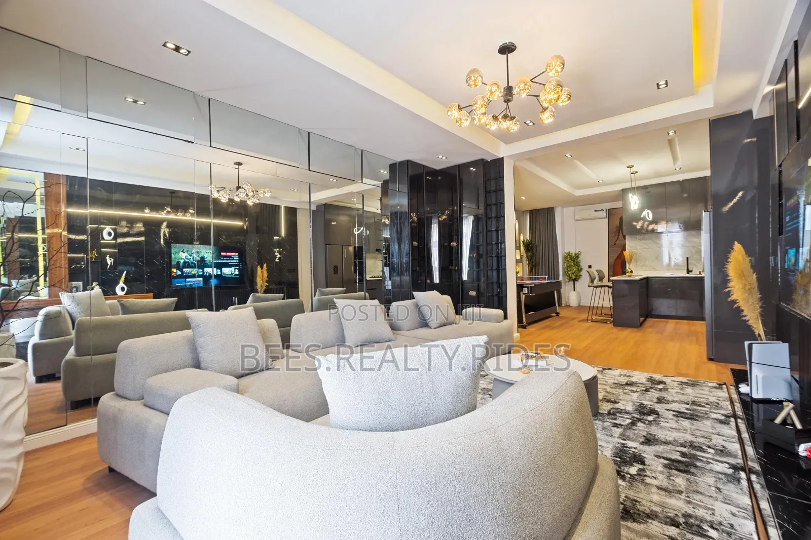 Luxe 2 Bedroom With a Pool, Ps5, Snooker/Tennis, 2 Balconies