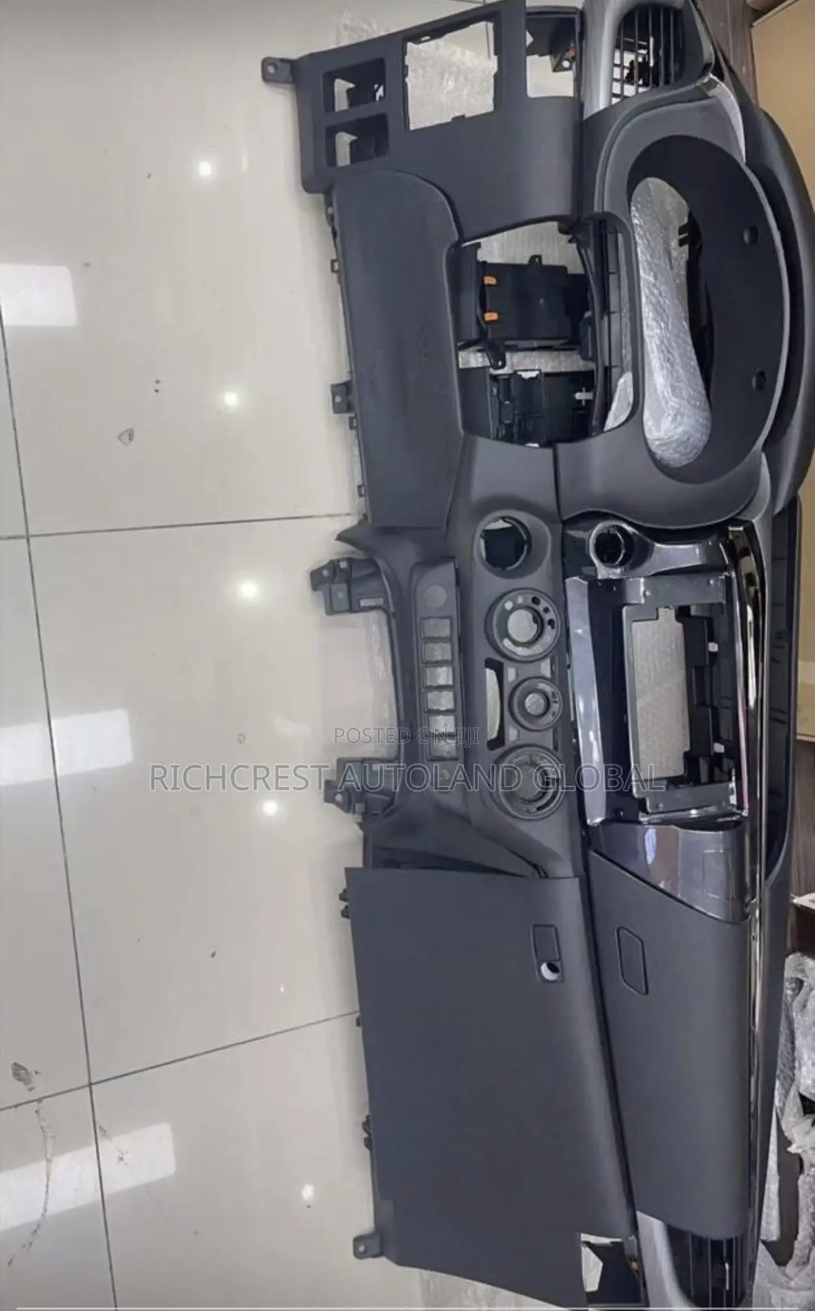 Toyota Hilux 2023-2026 Complete Dashboard