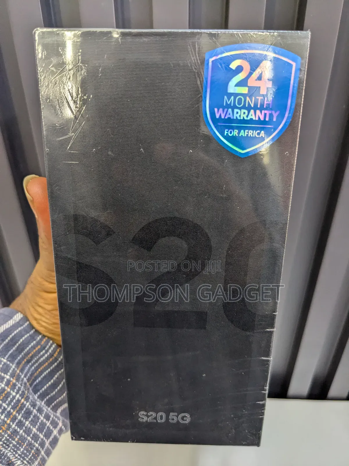 New Samsung Galaxy S20 128 GB Silver