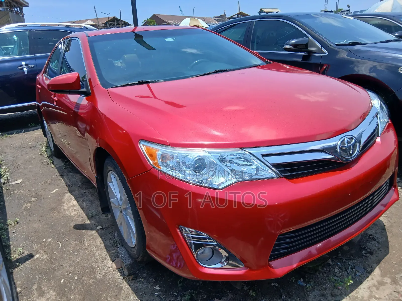 Toyota Camry XLE V6 4dr Sedan (3.5L 6cyl 6A) 2013 Red