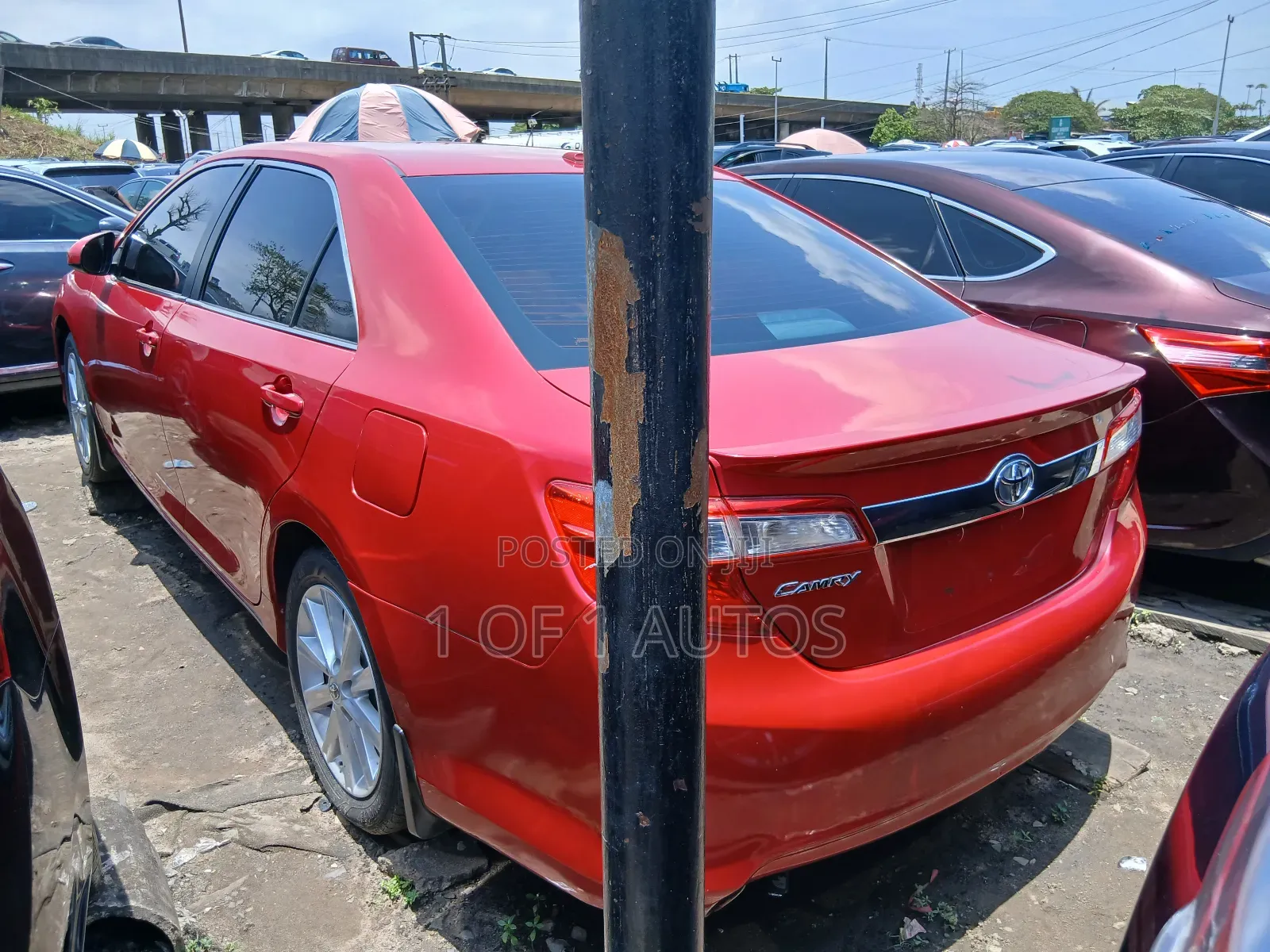 Toyota Camry XLE V6 4dr Sedan (3.5L 6cyl 6A) 2013 Red