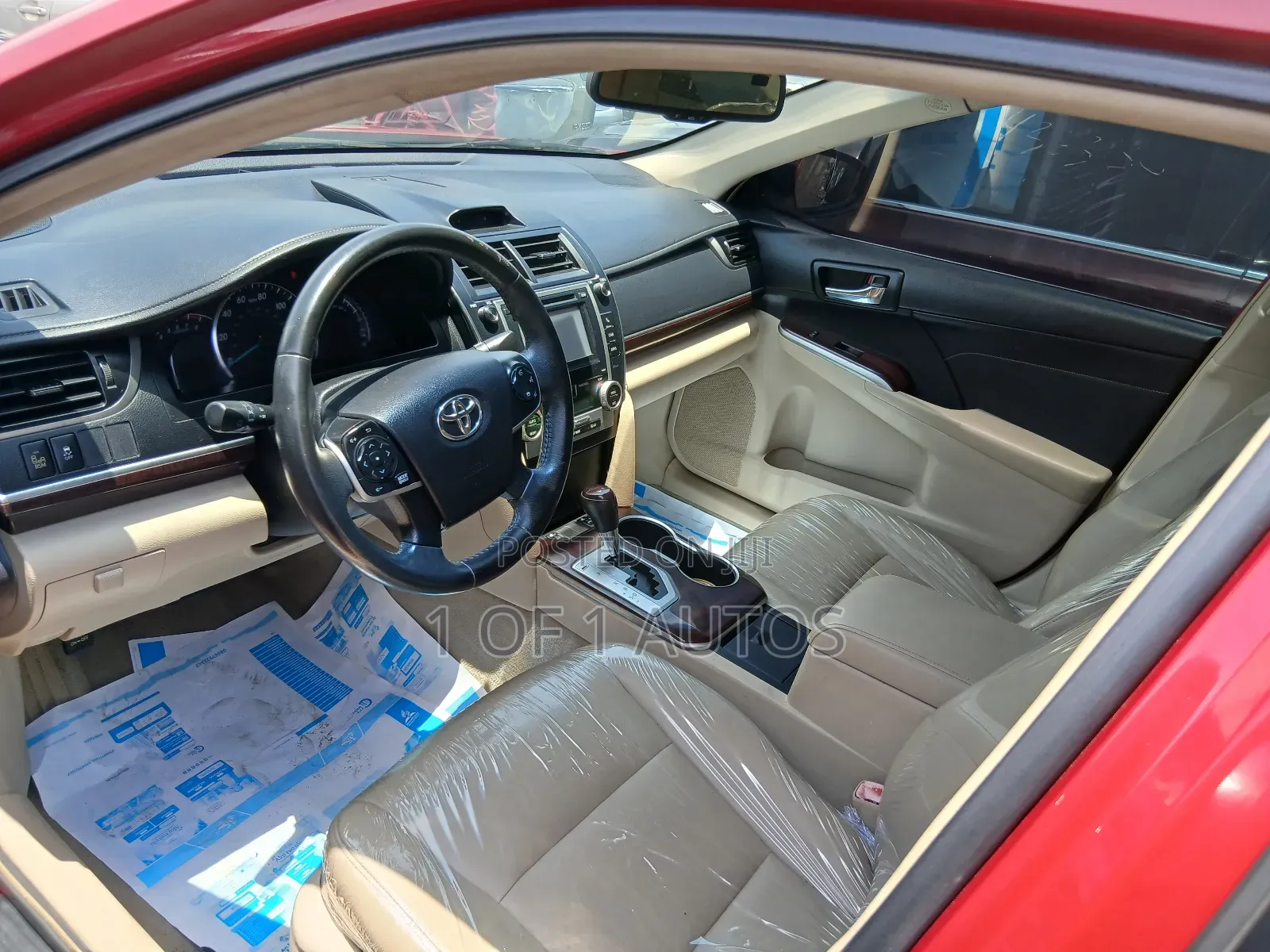 Toyota Camry XLE V6 4dr Sedan (3.5L 6cyl 6A) 2013 Red