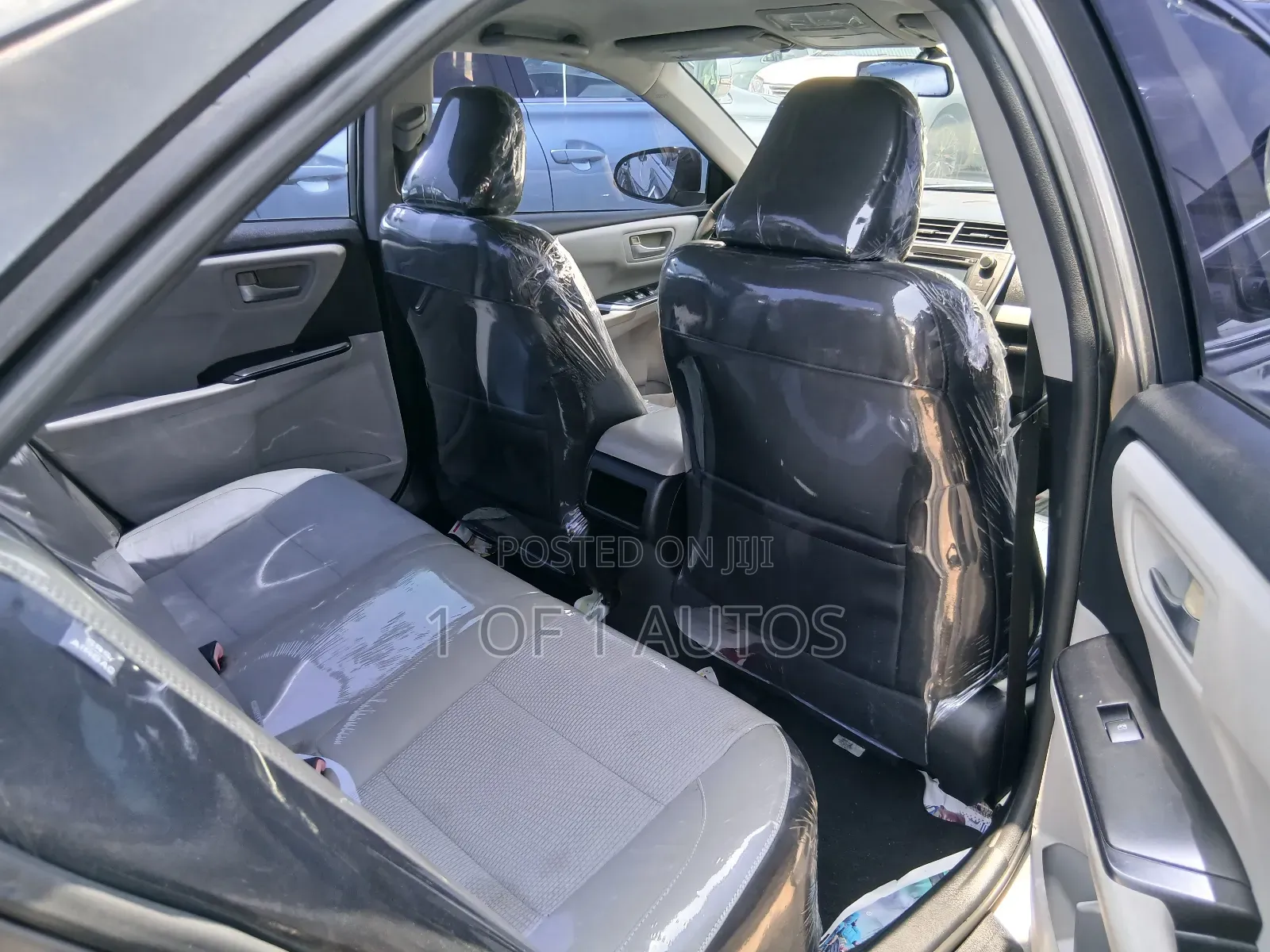 Toyota Camry SE w/Special Edition Pkg (2.5L 4cyl 6A) 2016 Gray