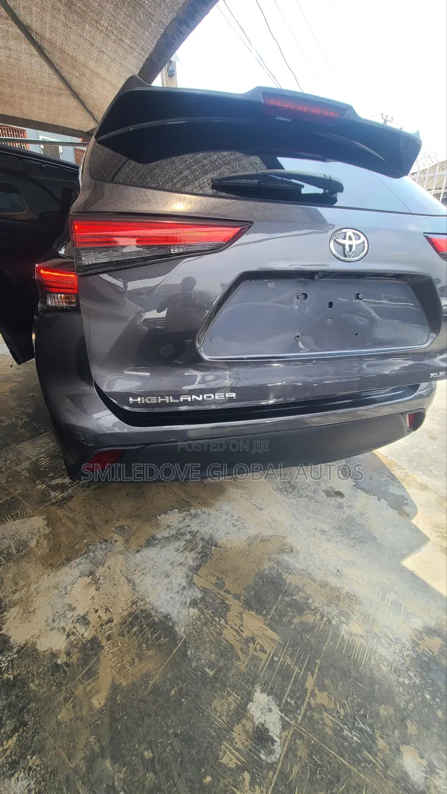 Toyota Highlander XLE AWD 2023 Gray
