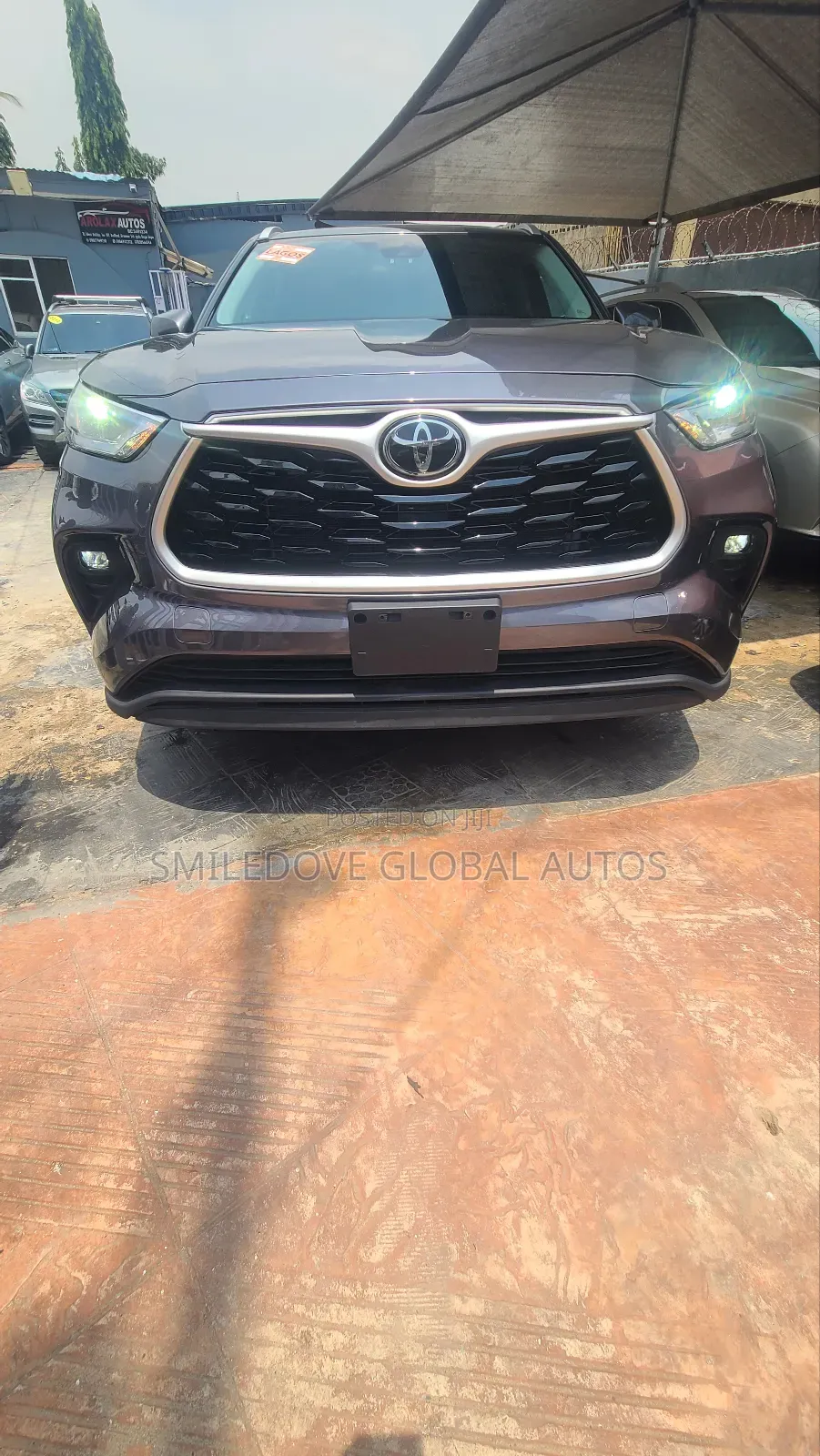 Toyota Highlander XLE AWD 2023 Gray