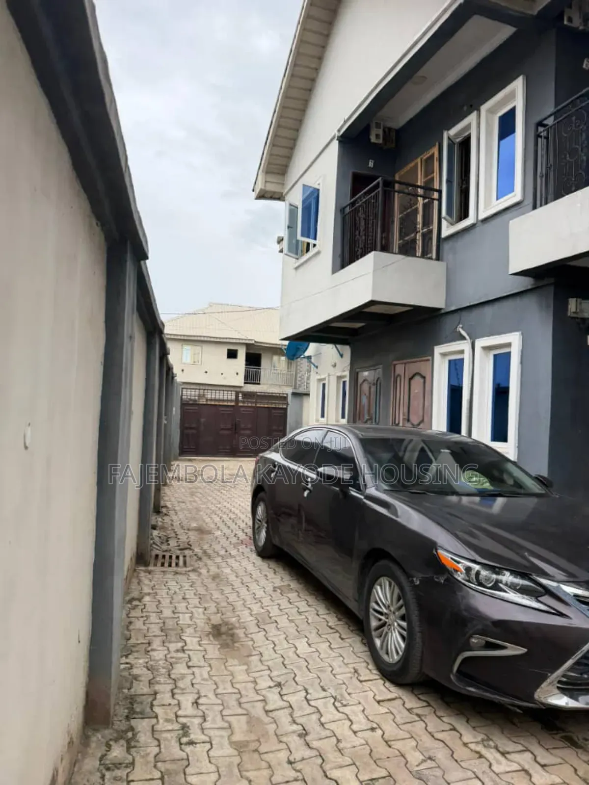2bdrm Block of Flats in Oluyole Estate for sale
