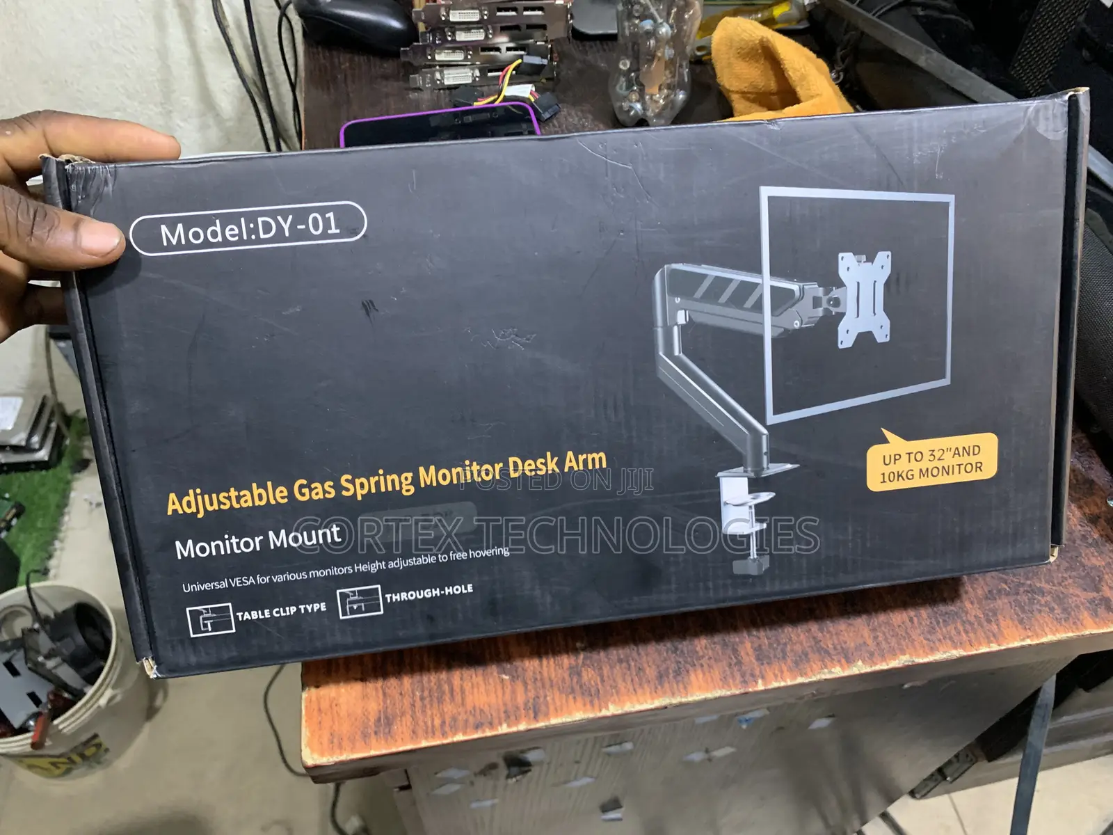 Adjustable Gas Spring Monitor Desk Arm Single Arm Dy-01