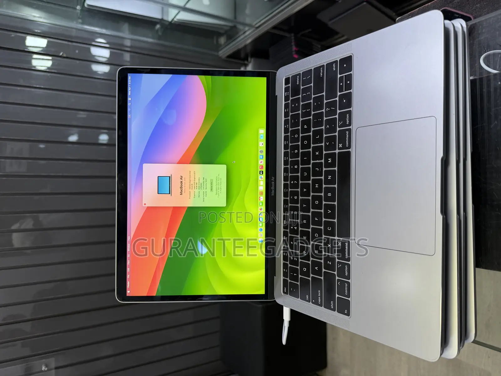 Laptop Apple MacBook Air 2019 8GB Intel Core i5 SSD 256GB