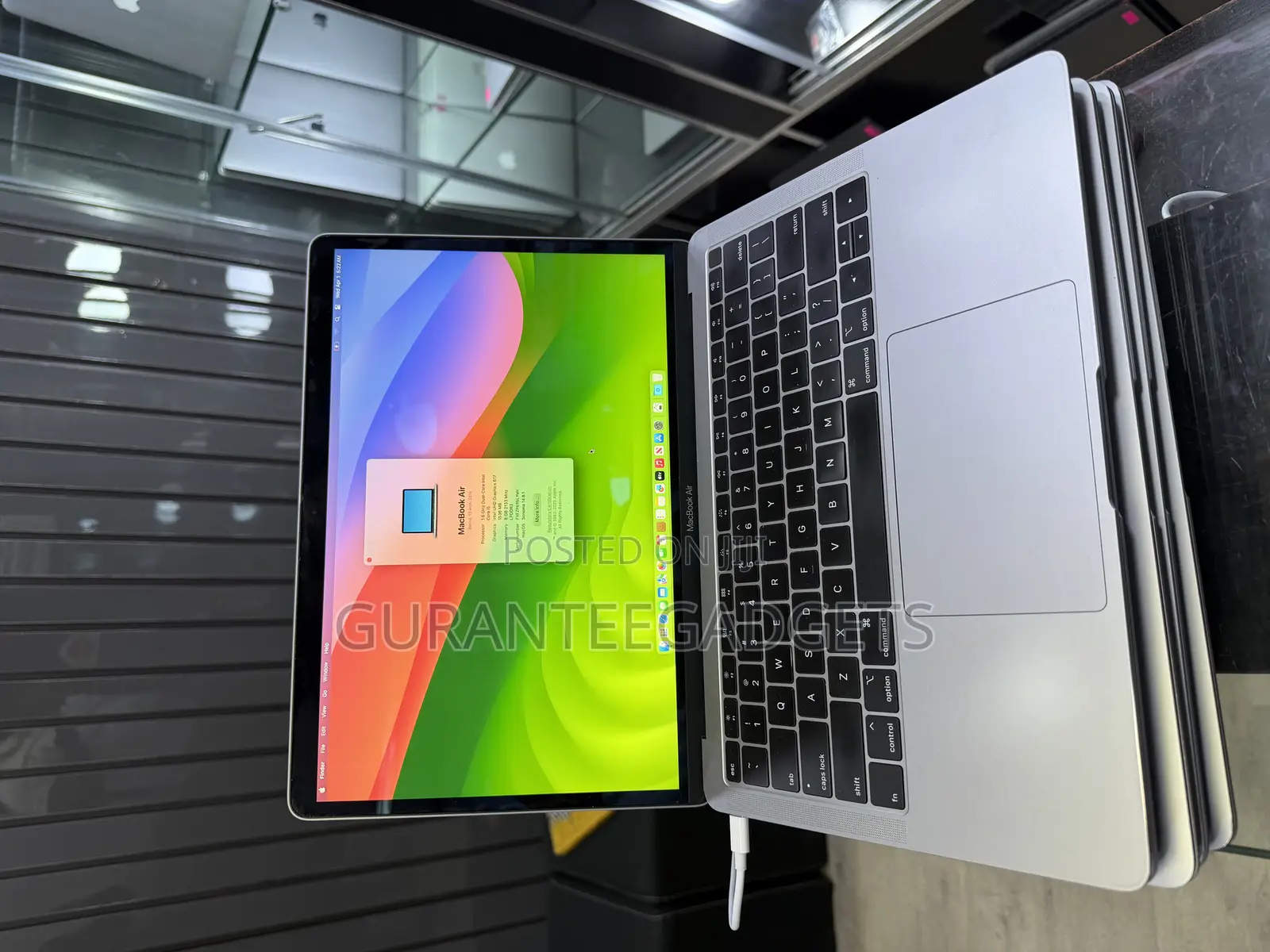 Laptop Apple MacBook Air 2019 8GB Intel Core i5 SSD 256GB
