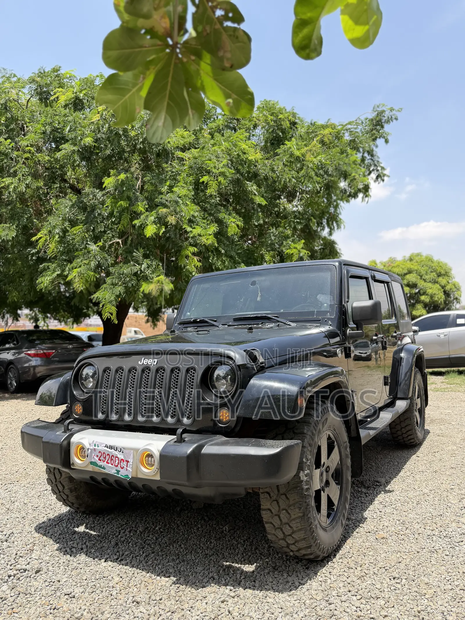 Jeep Wrangler Sahara 2011 Black