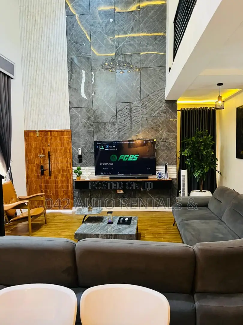 Luxury 3 Bedroom Shortlet Duplex