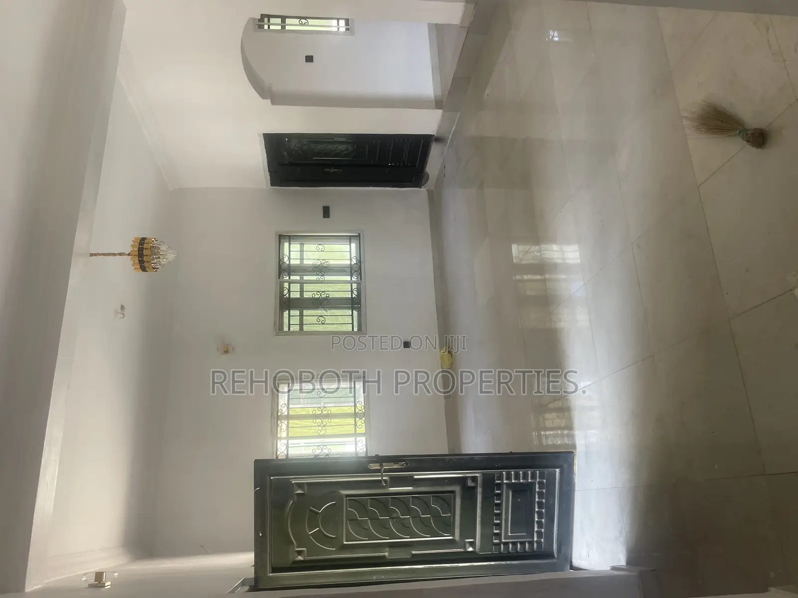 2bdrm Apartment in Peace Estate, Akala Express for rent