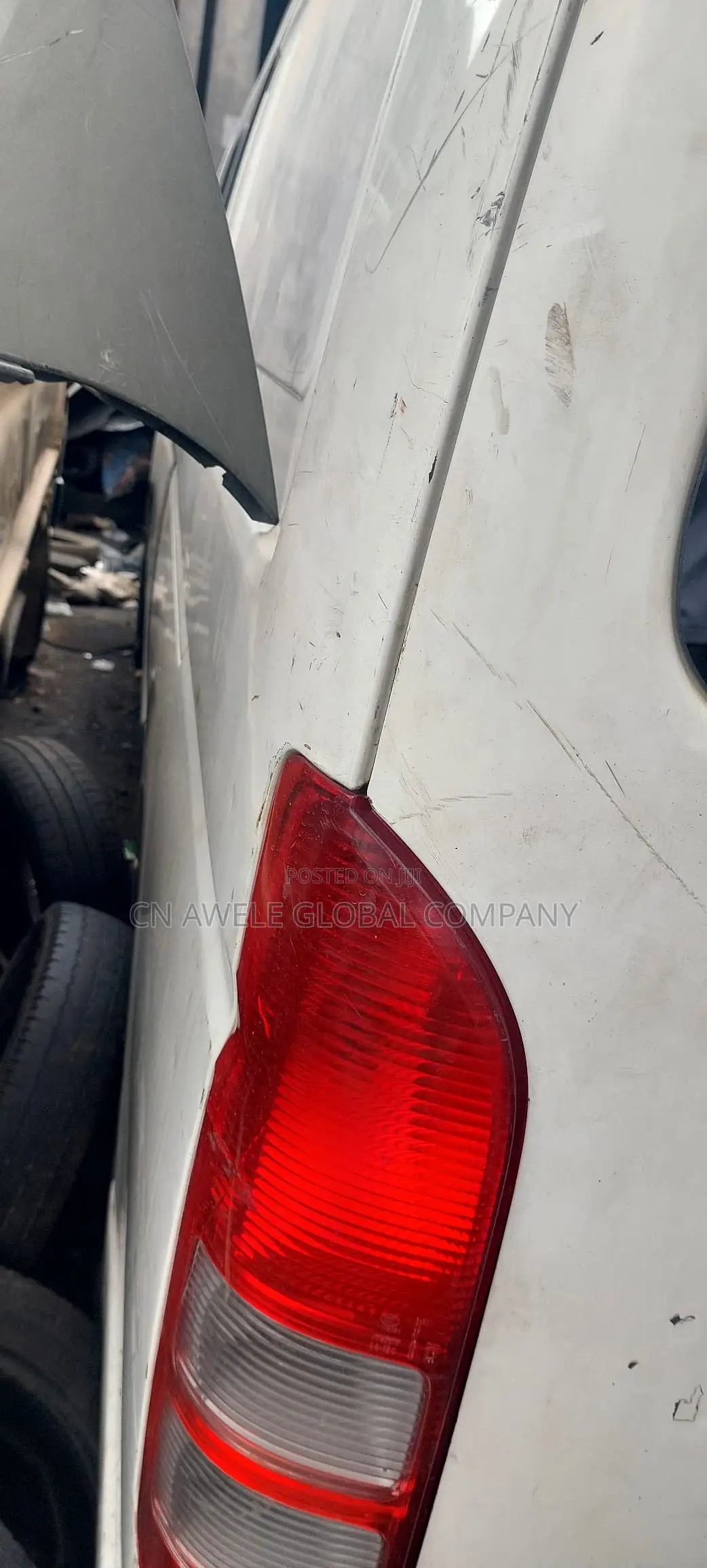 Toyota HiAce 2012 White