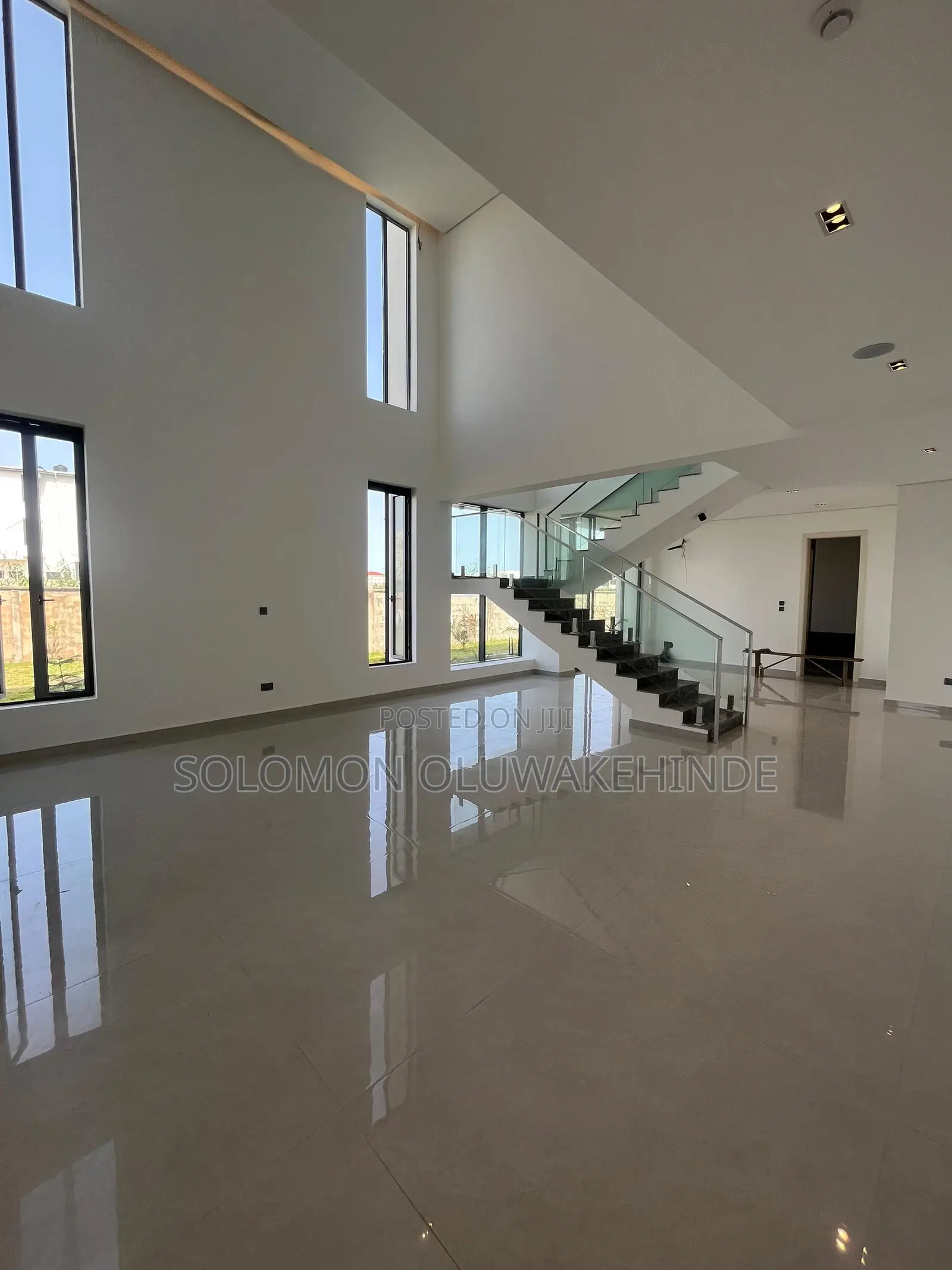 5bdrm Duplex in Ikate for sale