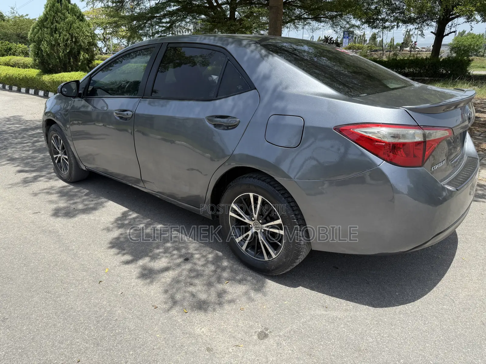 Toyota Corolla S Premium 4dr Sedan (1.8L 4cyl CVT) 2015 Gray