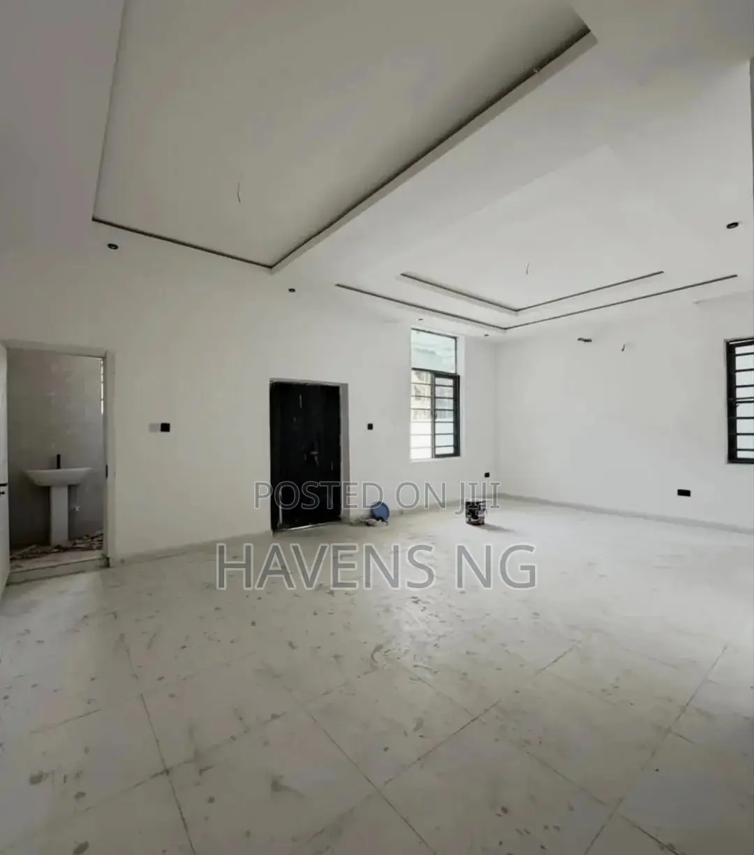 4bdrm Duplex in Ikota for sale