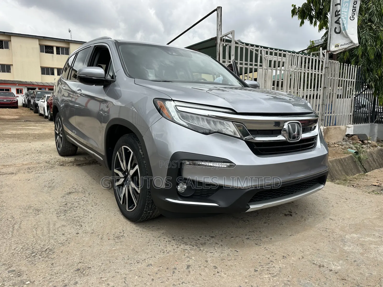 Honda Pilot Touring AWD 2019 Gray