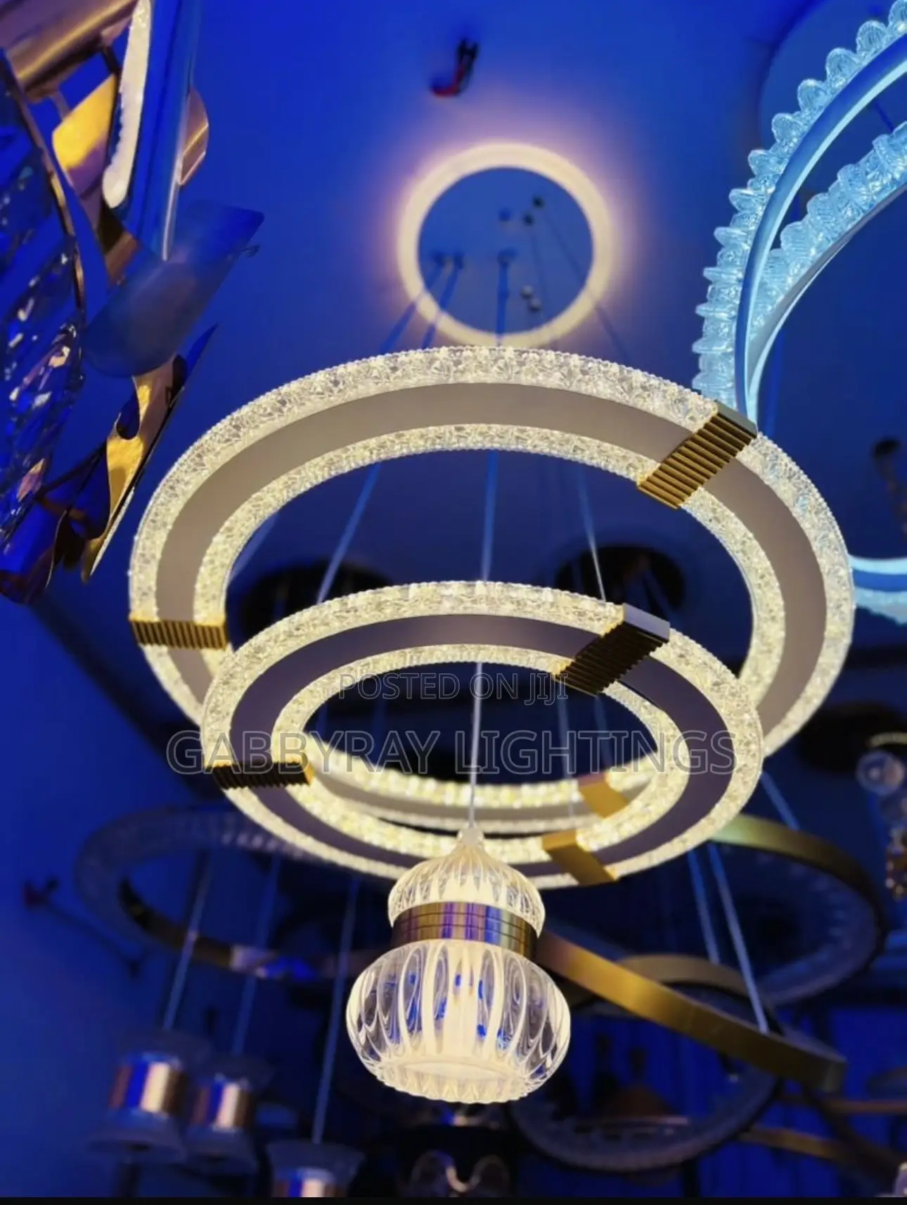 Space Design Led Chandelier