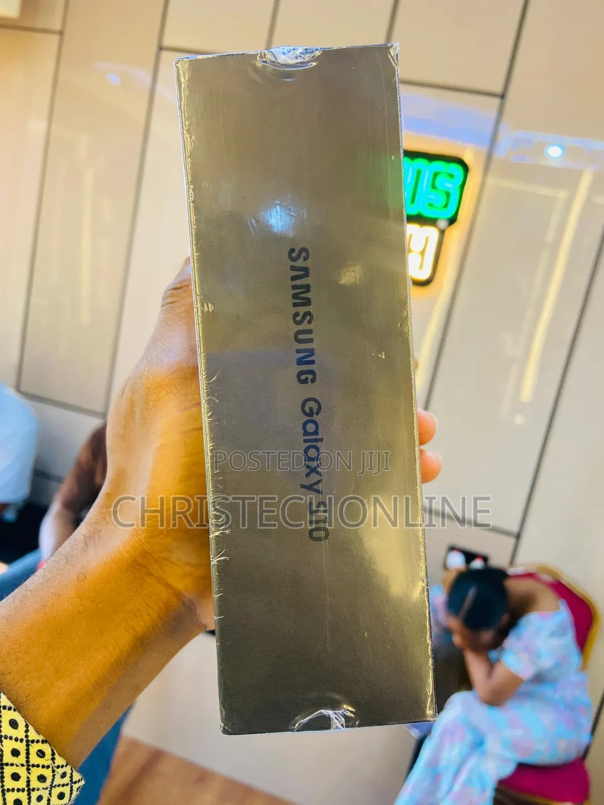 New Samsung Galaxy S10 128 GB Black