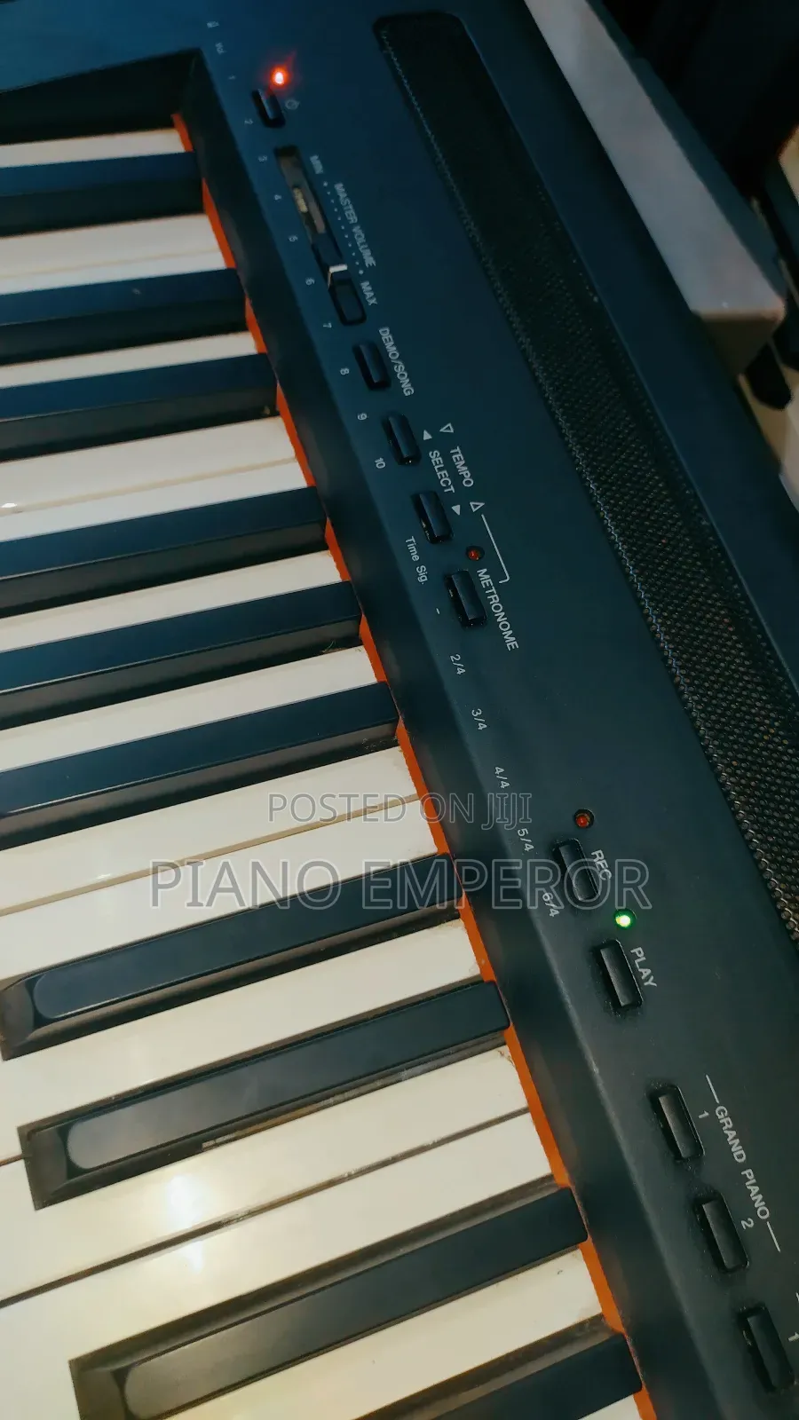 Yamaha P‐95 Digital Piano – Full 88 Keys, Perfect for Home Stage