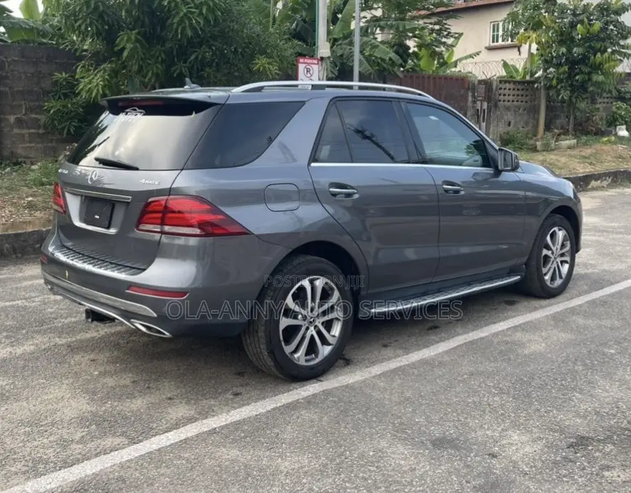 Mercedes-Benz GLE-Class GLE 350d 4MATIC 2018 Gray