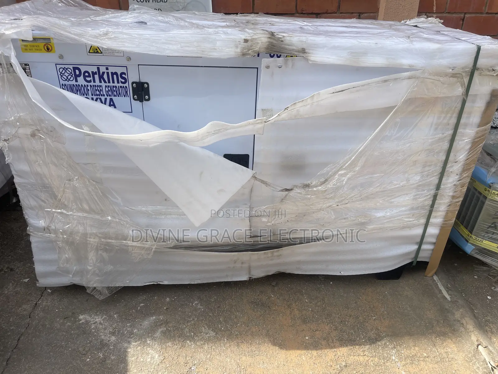 30kva Diesel Brand New Soundproof Generator /Zero Noise